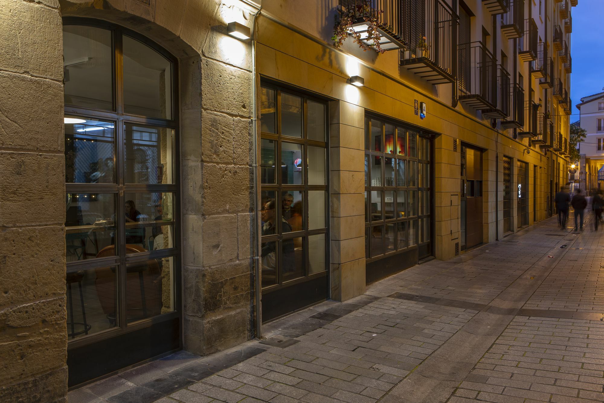 Winederful Hostel & Cafe Logroño Exteriör bild